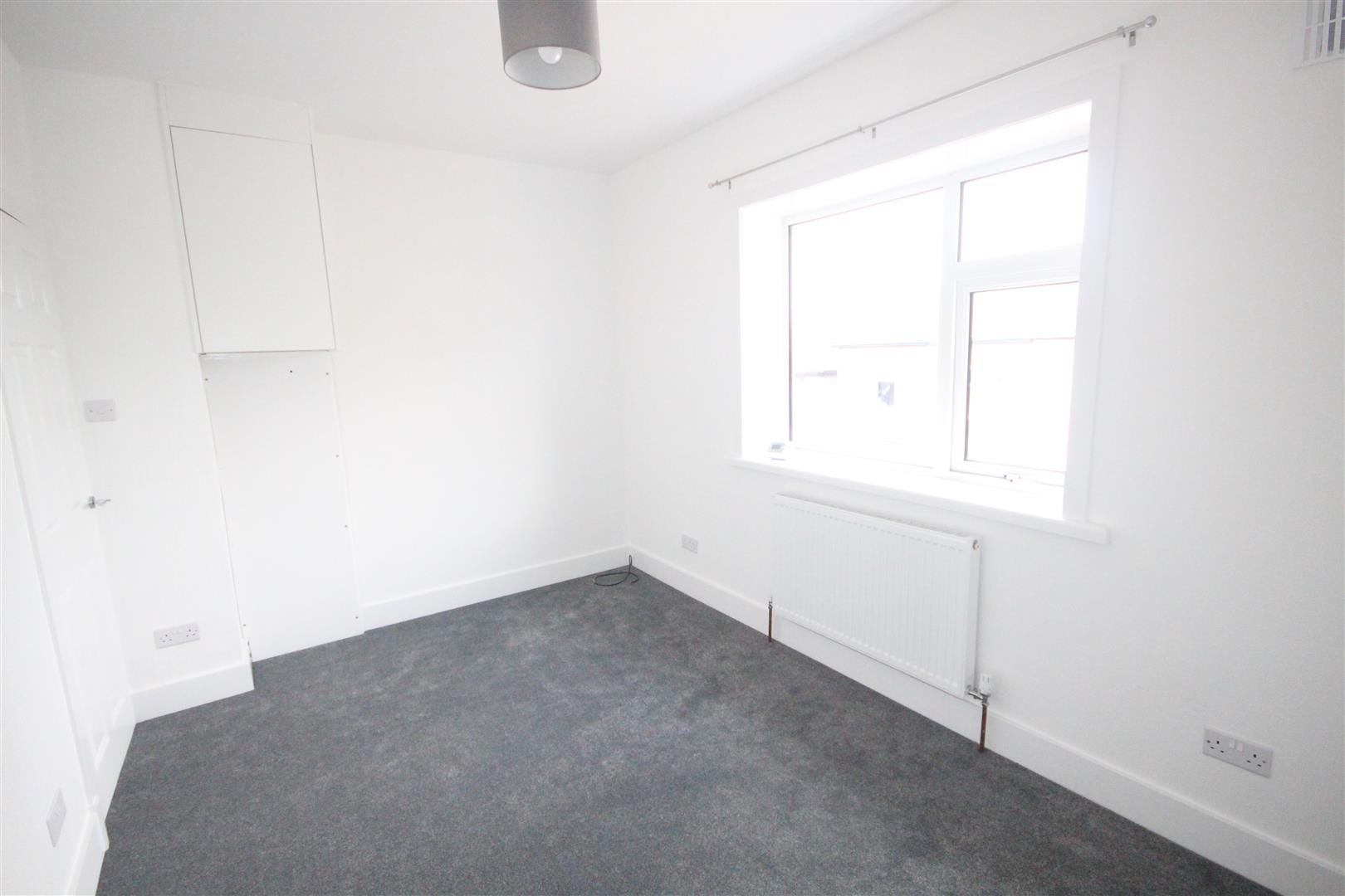 2 bedroom semi-detached house Let Agreed in Brierfield - IMG_7280.jpg